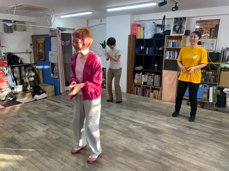 福岡のタップダンススタジオ　ANB Tap Dance Studio 入門クラス　レッスン風景