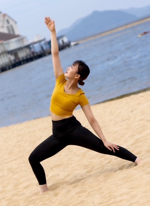 福岡のタップダンススタジオ　ANB Tap Dance Studio ヨガインストラクター　はるか
