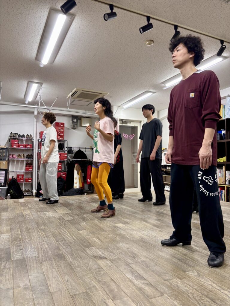 福岡のタップダンススタジオANB Tap Dance Studioでのレオナワークショップの様子　初中級クラス