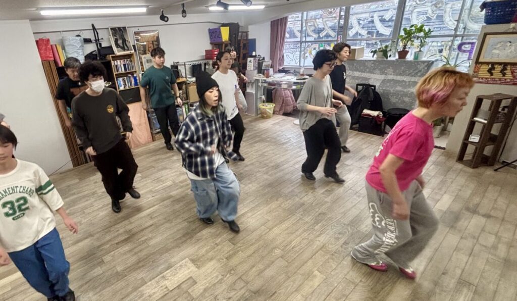 福岡のタップダンススタジオ、ANB Tap Dance Studioのレッスン風景